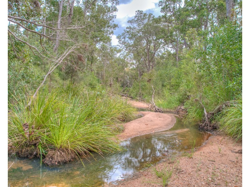 1394 John Clifford Way, Lowmead QLD 4676