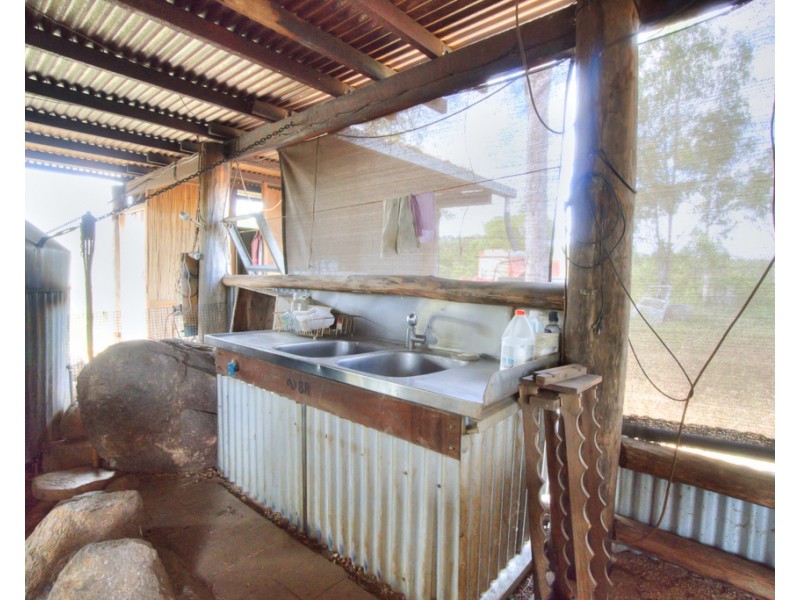 1394 John Clifford Way, Lowmead QLD 4676