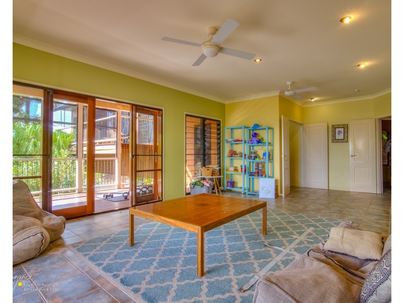 14 Webster Court, Agnes Water QLD 4677