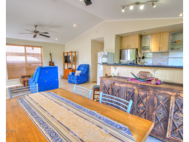1/4 Young Nicks Way, Agnes Water QLD 4677