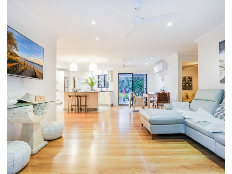 304 Lady Elliot Drive, Agnes Water QLD 4677