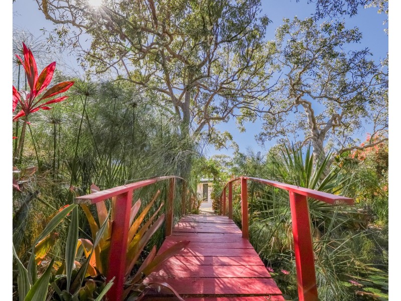 304 Lady Elliot Drive, Agnes Water QLD 4677