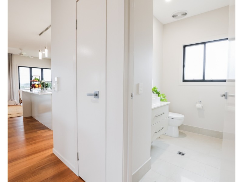 1/6 Beaches Village Circuit, Agnes Water QLD 4677