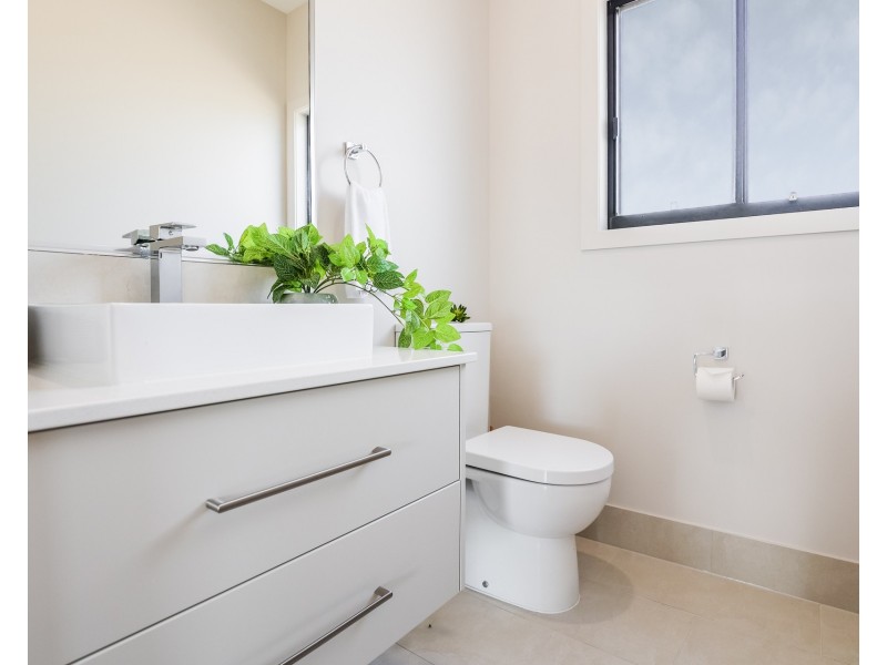 1/6 Beaches Village Circuit, Agnes Water QLD 4677