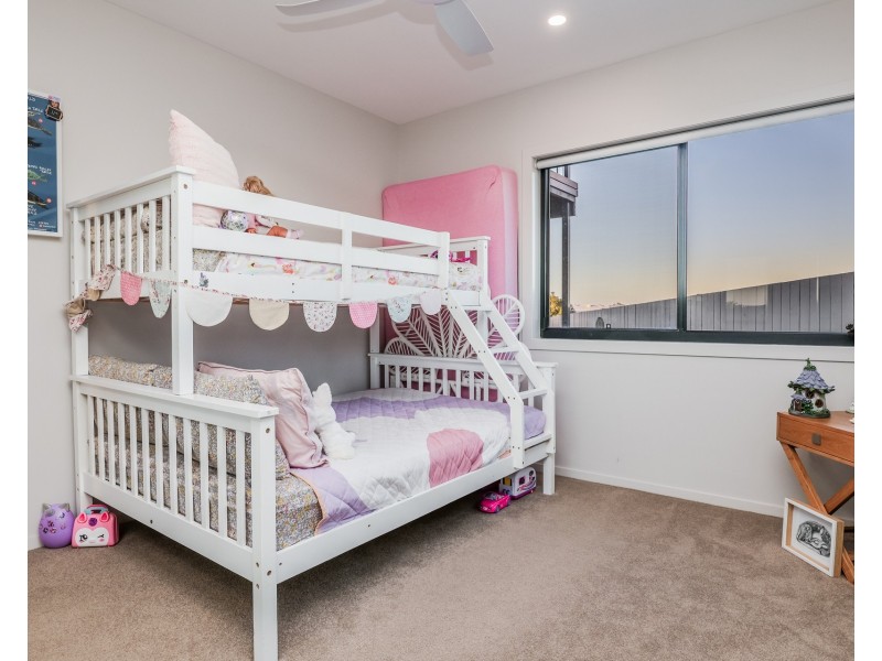 1/6 Beaches Village Circuit, Agnes Water QLD 4677