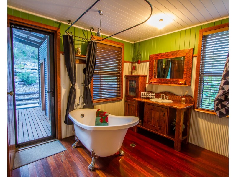 44 Jobson Road, Agnes Water QLD 4677