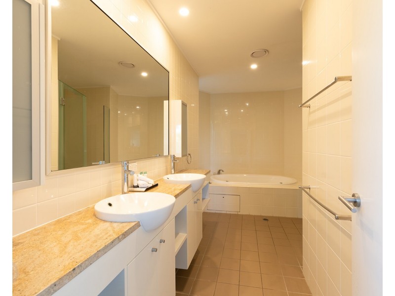 210/1 Waterline Close, Agnes Water QLD 4677