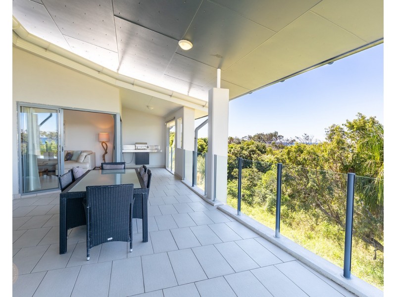 210/1 Waterline Close, Agnes Water QLD 4677