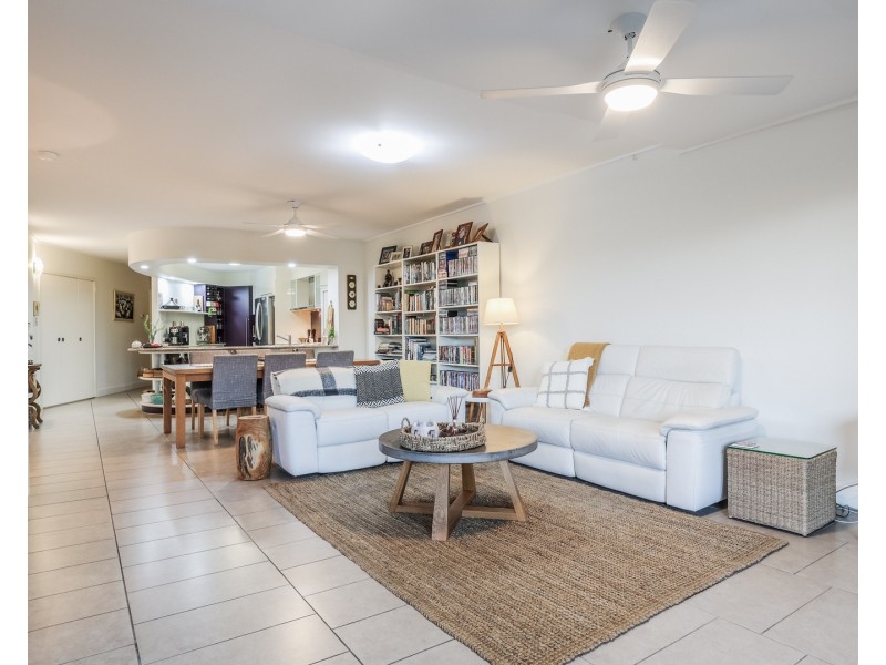 108/9-11 Beaches Village Circuit, Agnes Water QLD 4677