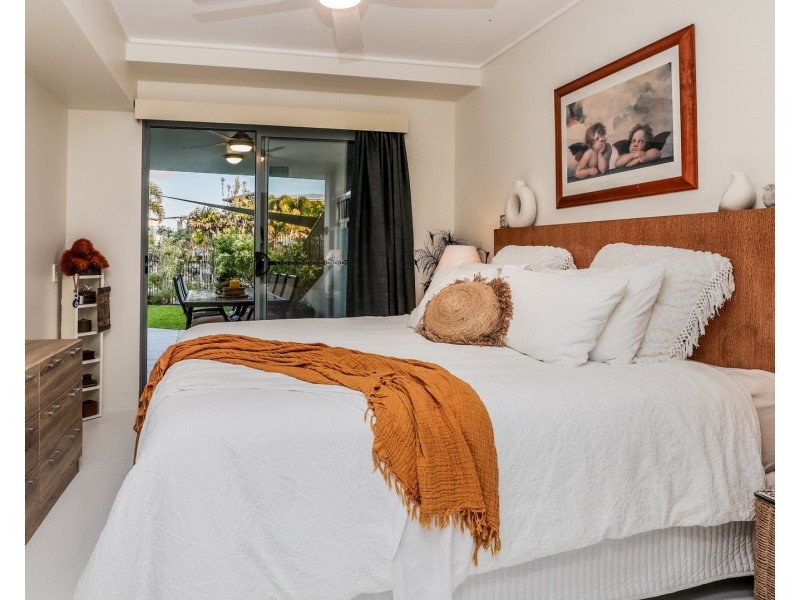 108/9-11 Beaches Village Circuit, Agnes Water QLD 4677
