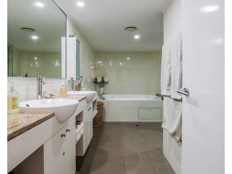 108/9-11 Beaches Village Circuit, Agnes Water QLD 4677