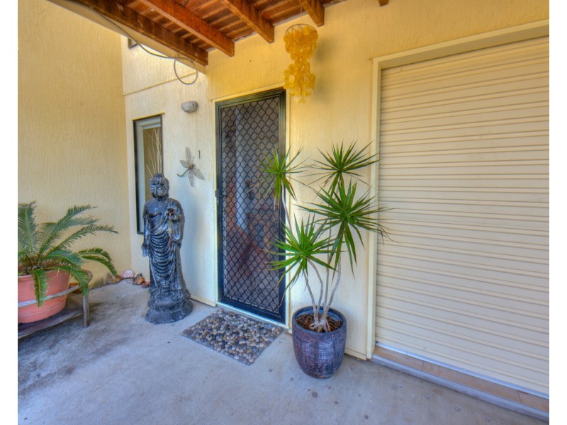 1/15 Sunlover Avenue, Agnes Water QLD 4677