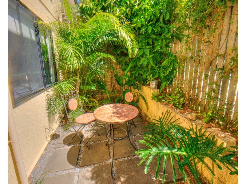 1/15 Sunlover Avenue, Agnes Water QLD 4677