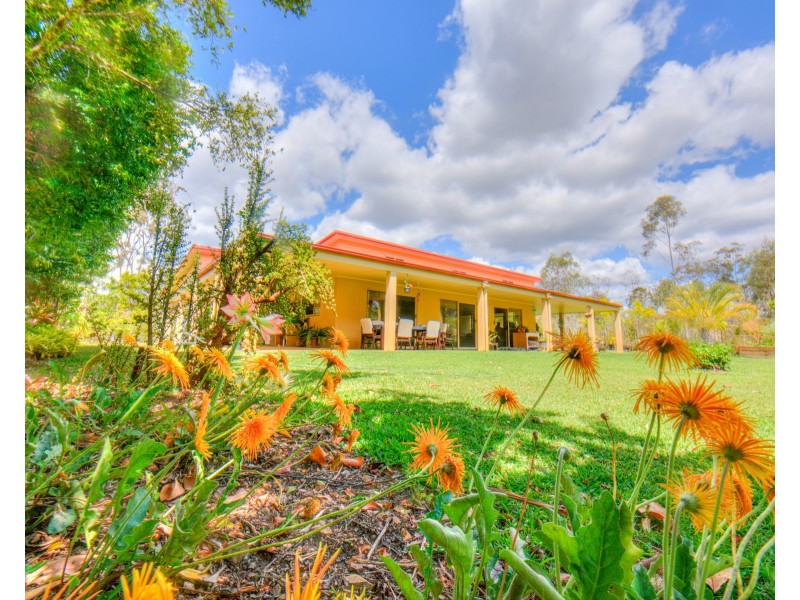 608 Cross Road, Euleilah QLD 4674