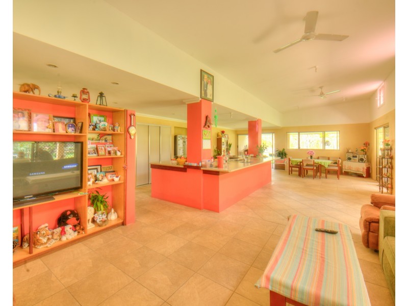 608 Cross Road, Euleilah QLD 4674