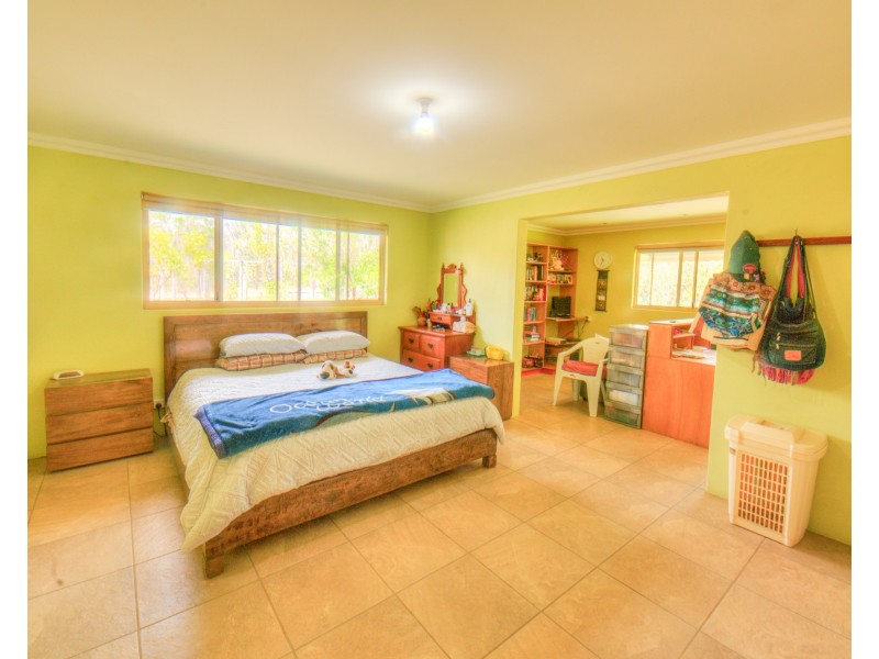 608 Cross Road, Euleilah QLD 4674