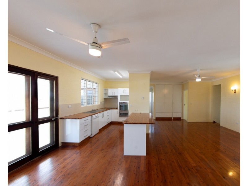 11 Bryant Street, Agnes Water QLD 4677