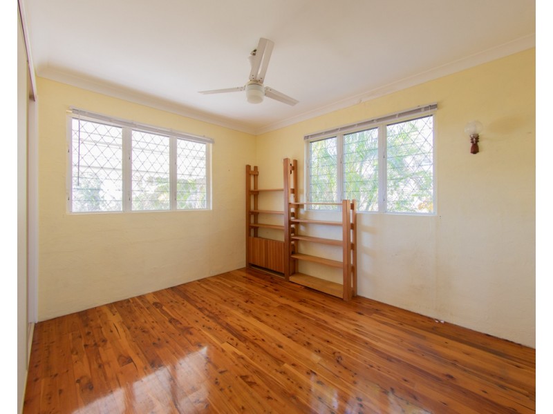 11 Bryant Street, Agnes Water QLD 4677