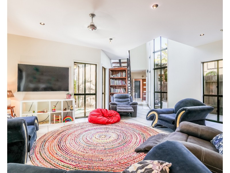 2/15 Dolphin Court, Agnes Water QLD 4677