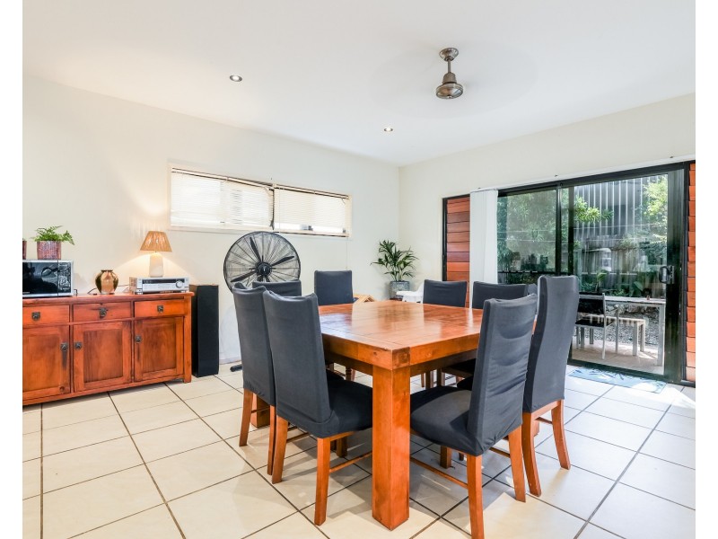 2/15 Dolphin Court, Agnes Water QLD 4677