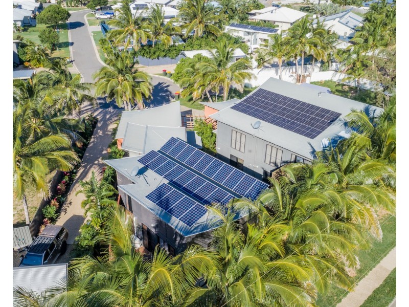 2/15 Dolphin Court, Agnes Water QLD 4677