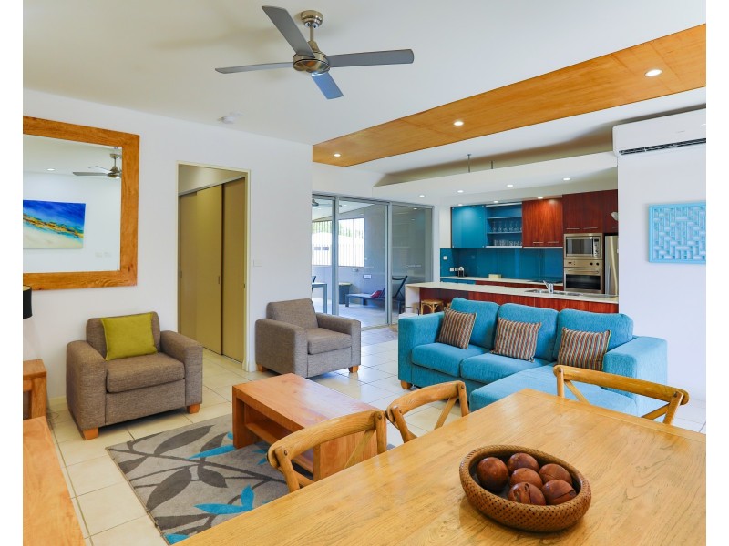 6/10 Ocean Beach Drive, Agnes Water QLD 4677