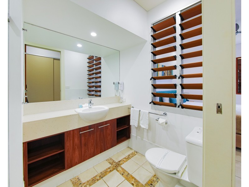 6/10 Ocean Beach Drive, Agnes Water QLD 4677