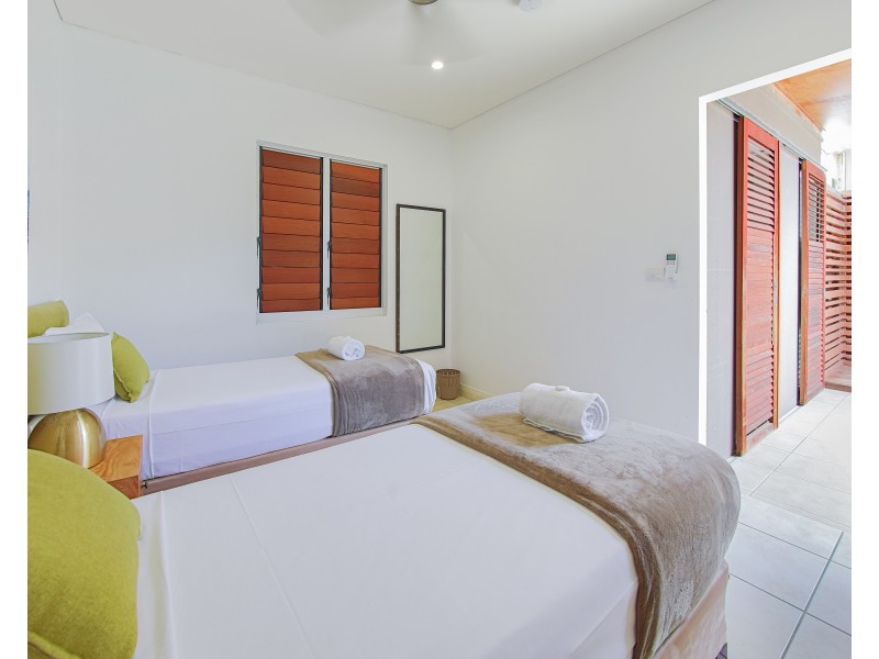 6/10 Ocean Beach Drive, Agnes Water QLD 4677