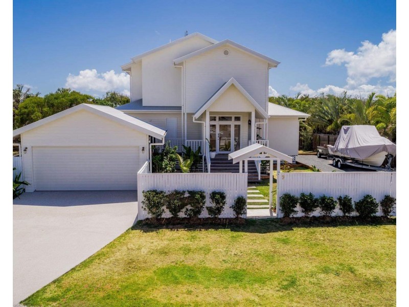 9 The Promenade, Agnes Water QLD 4677