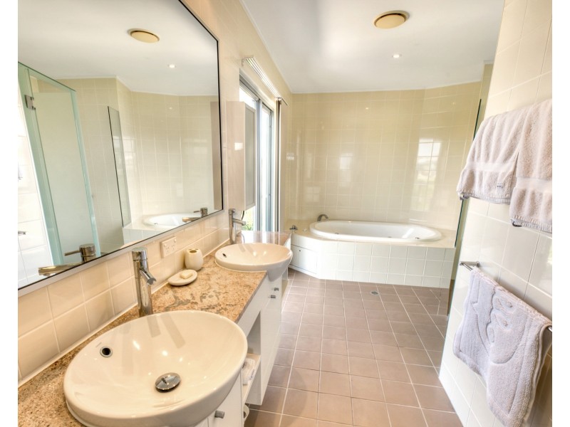 120/9 Beaches village Circuit, Agnes Water QLD 4677