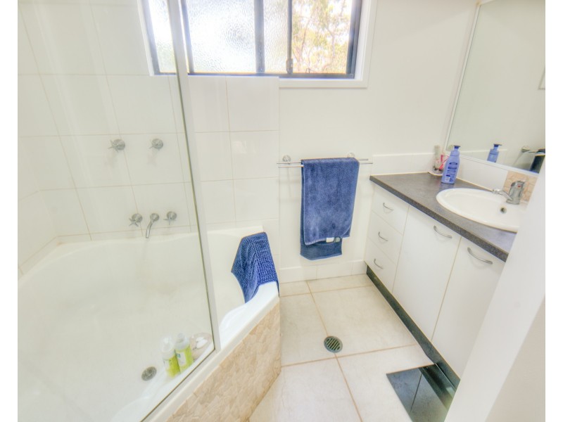 1/24 Discovery Drive, Agnes Water QLD 4677