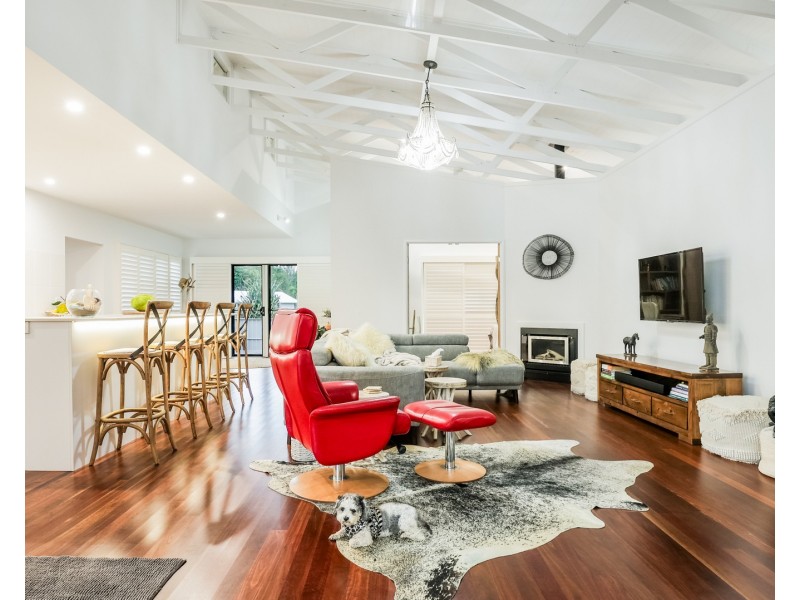 4 Murray Hilton Close, Agnes Water QLD 4677