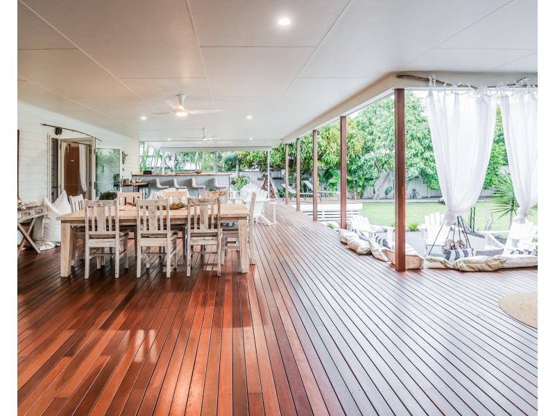 4 Murray Hilton Close, Agnes Water QLD 4677