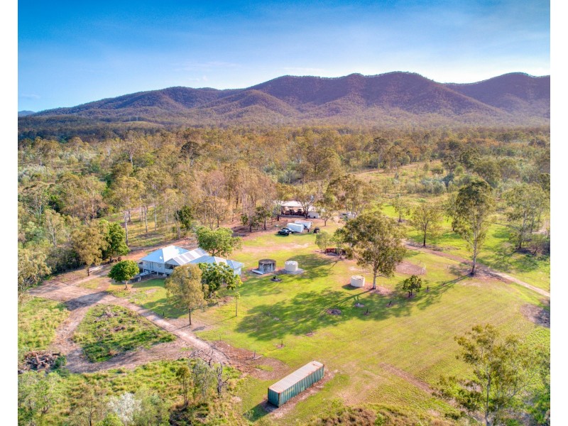 2300 Fingerboard Road, Mount Tom QLD 4677