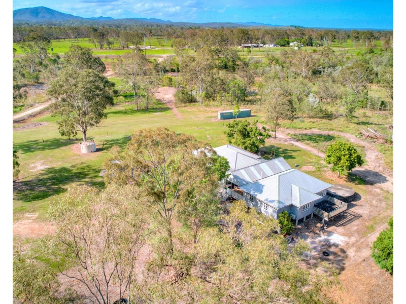 2300 Fingerboard Road, Mount Tom QLD 4677