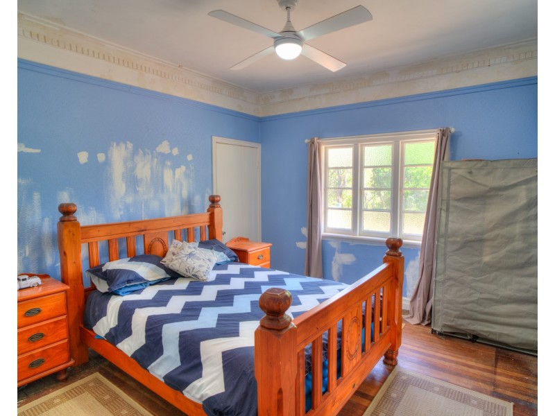 2300 Fingerboard Road, Mount Tom QLD 4677