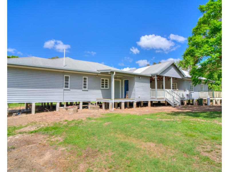 2300 Fingerboard Road, Mount Tom QLD 4677