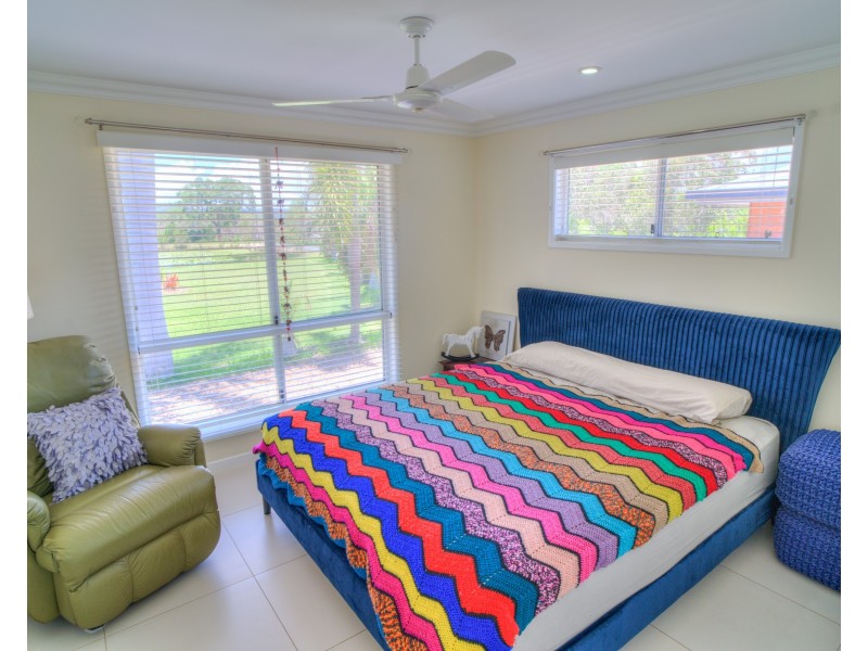 147 Bicentennial Drive, Agnes Water QLD 4677