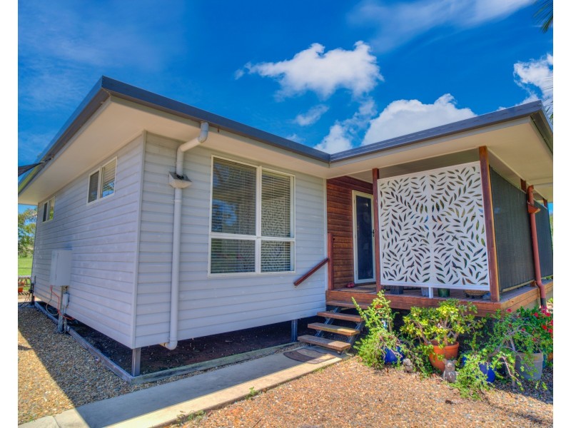 147 Bicentennial Drive, Agnes Water QLD 4677