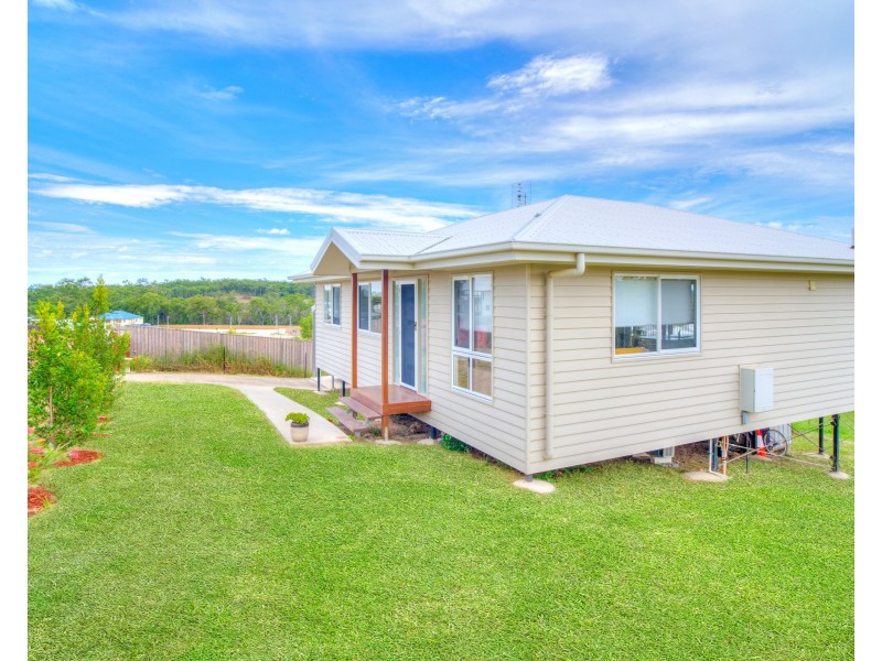 18 Occhilupo Circuit, Agnes Water QLD 4677