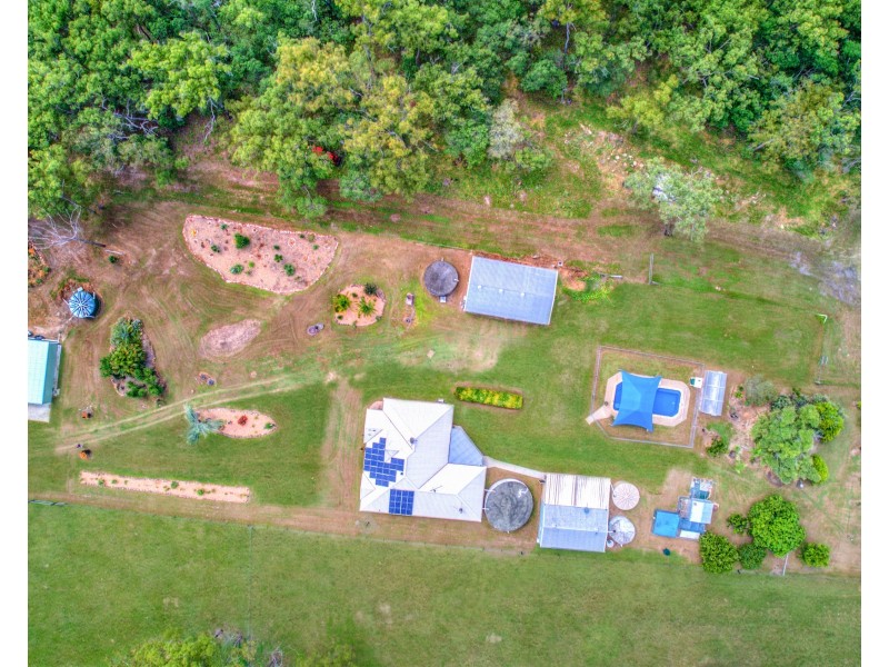 1382 Fingerboard Road, Mount Tom QLD 4677