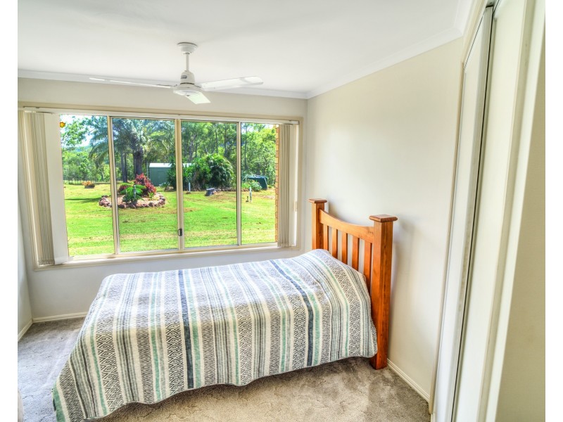 1382 Fingerboard Road, Mount Tom QLD 4677