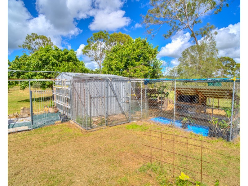 1382 Fingerboard Road, Mount Tom QLD 4677