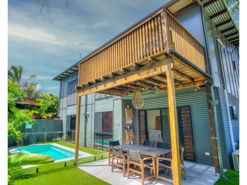 1/15 Dolphin Court, Agnes Water QLD 4677