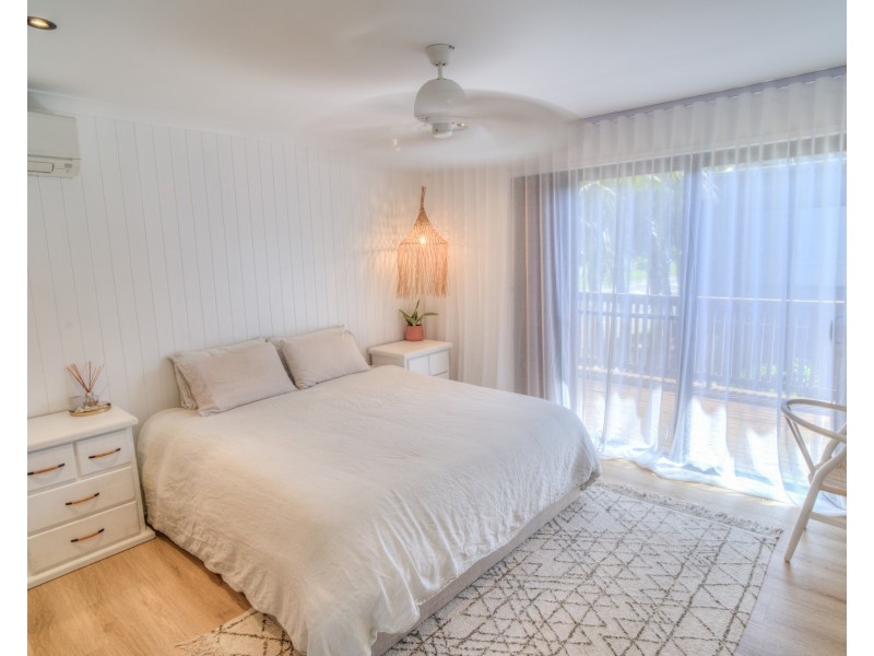 1/15 Dolphin Court, Agnes Water QLD 4677