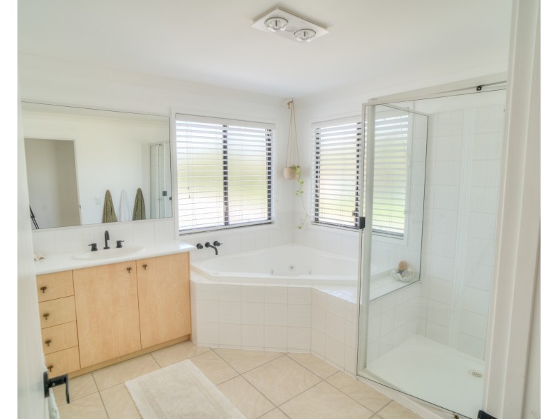 1/15 Dolphin Court, Agnes Water QLD 4677