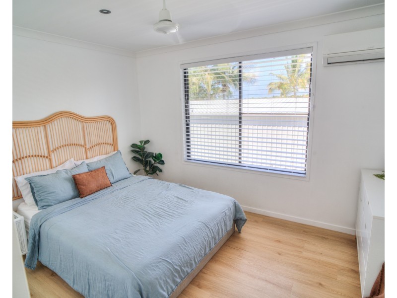1/15 Dolphin Court, Agnes Water QLD 4677