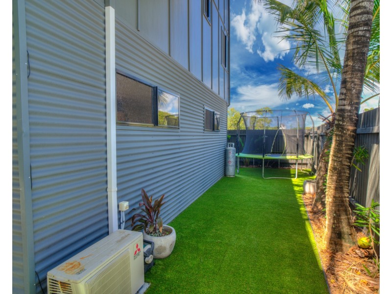 1/15 Dolphin Court, Agnes Water QLD 4677