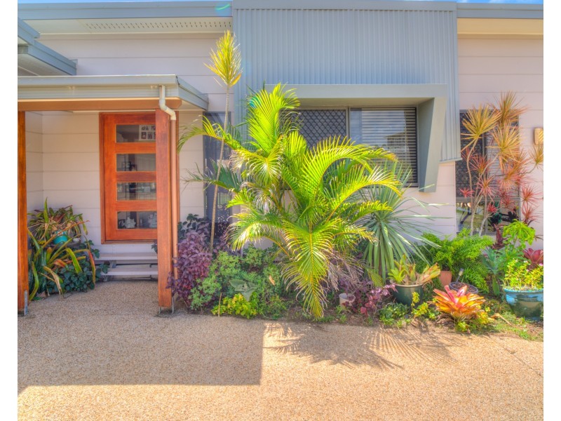 37 Atlantis Boulevard, Agnes Water QLD 4677