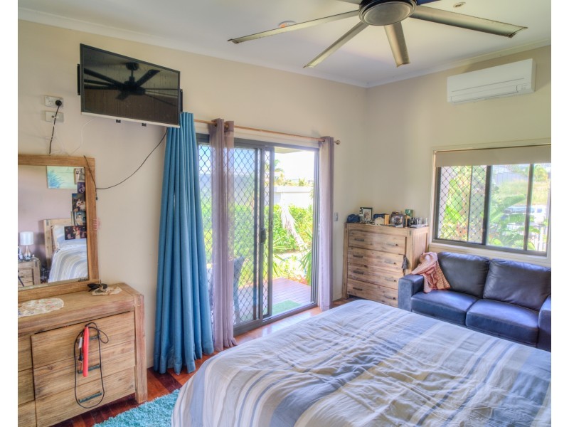 37 Atlantis Boulevard, Agnes Water QLD 4677